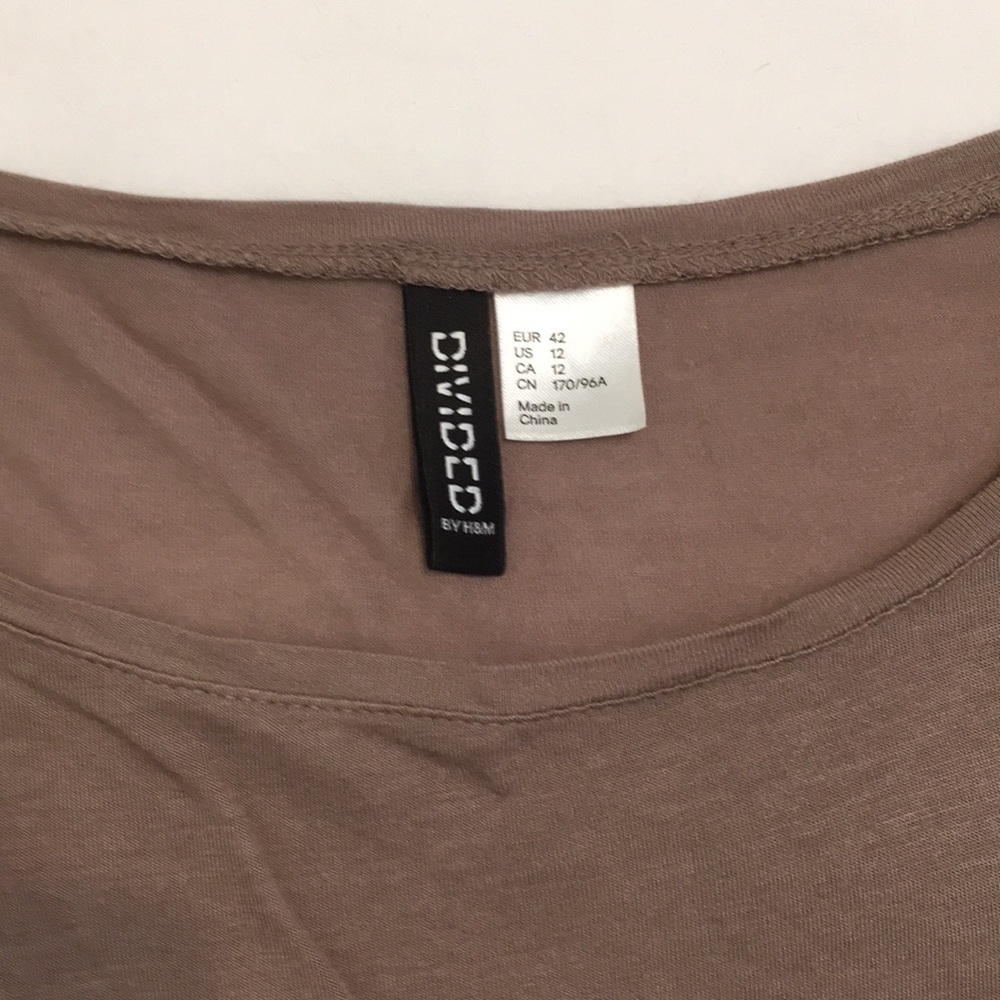 H&M Top Collection - Picture 5 of 8